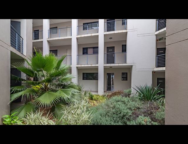 2 BEDROOM APARTMENT FOR SALE IN NORTH RIDING